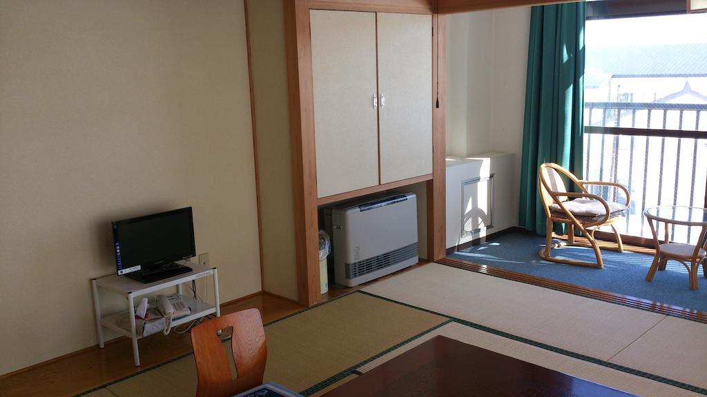 Akakura Sun Hotel Myoko Quarto foto