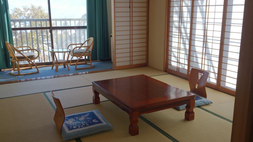 Akakura Sun Hotel Myoko Quarto foto